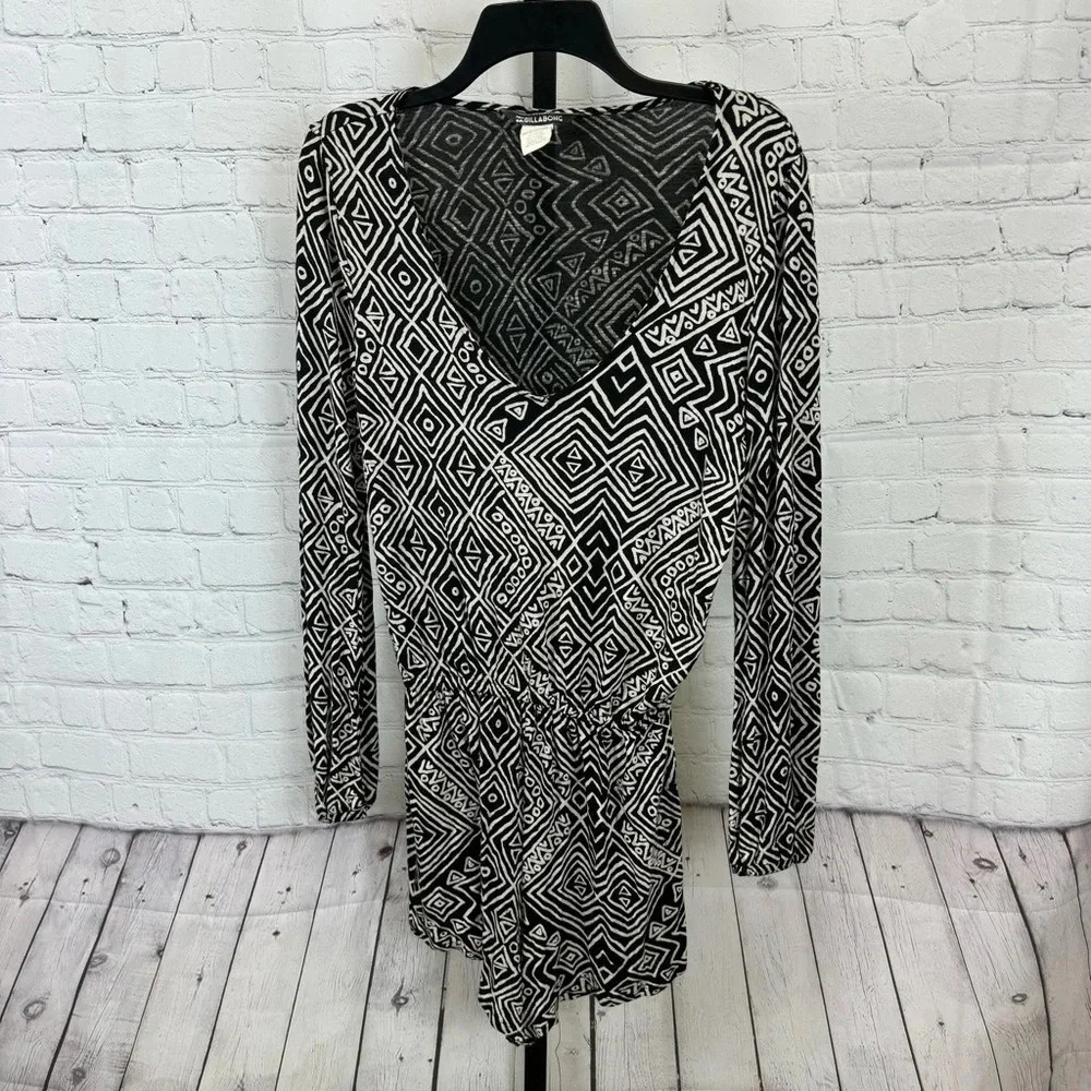Billabong Black and Tan Long Sleeve Romper Size Medium